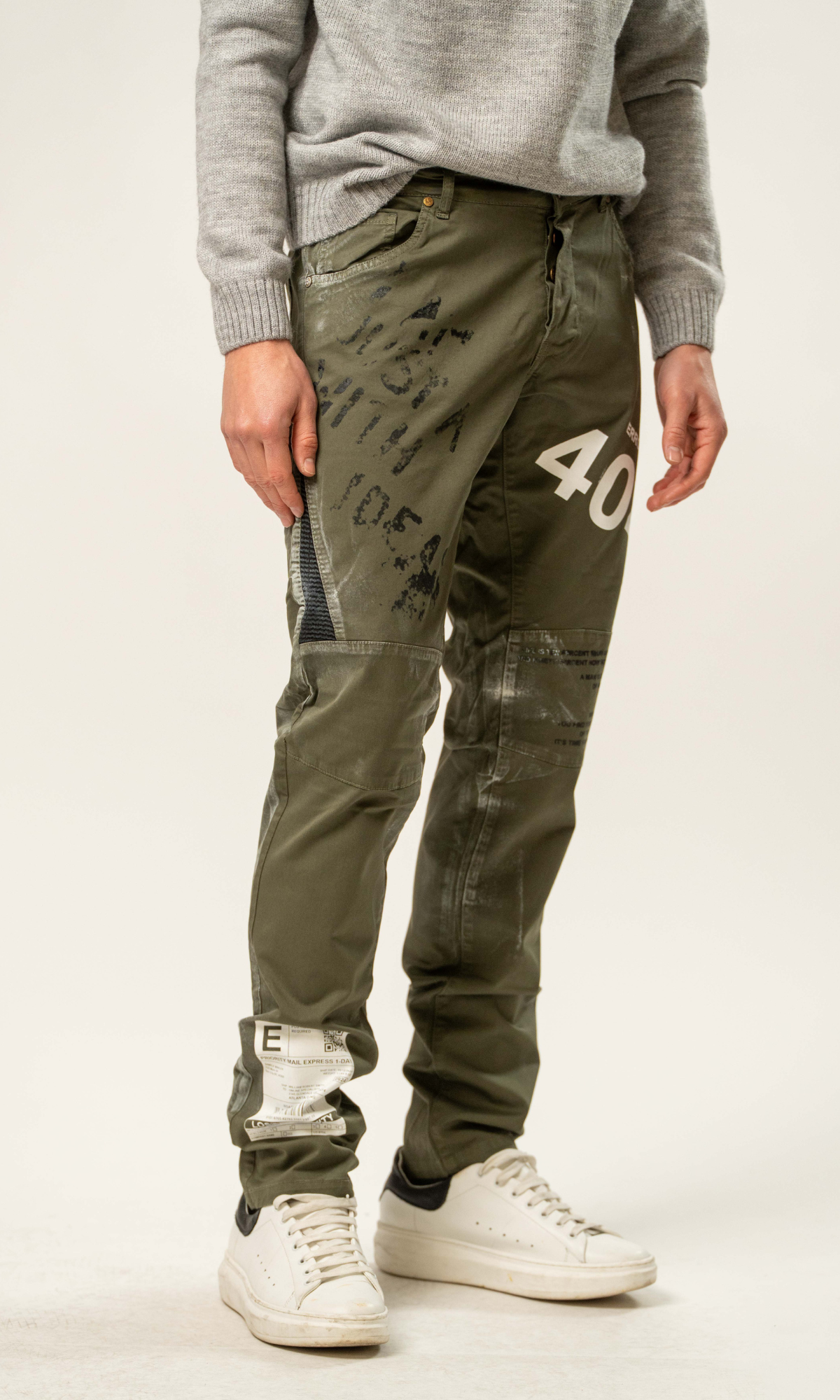 Jeans uomo con stampa “Error 404”