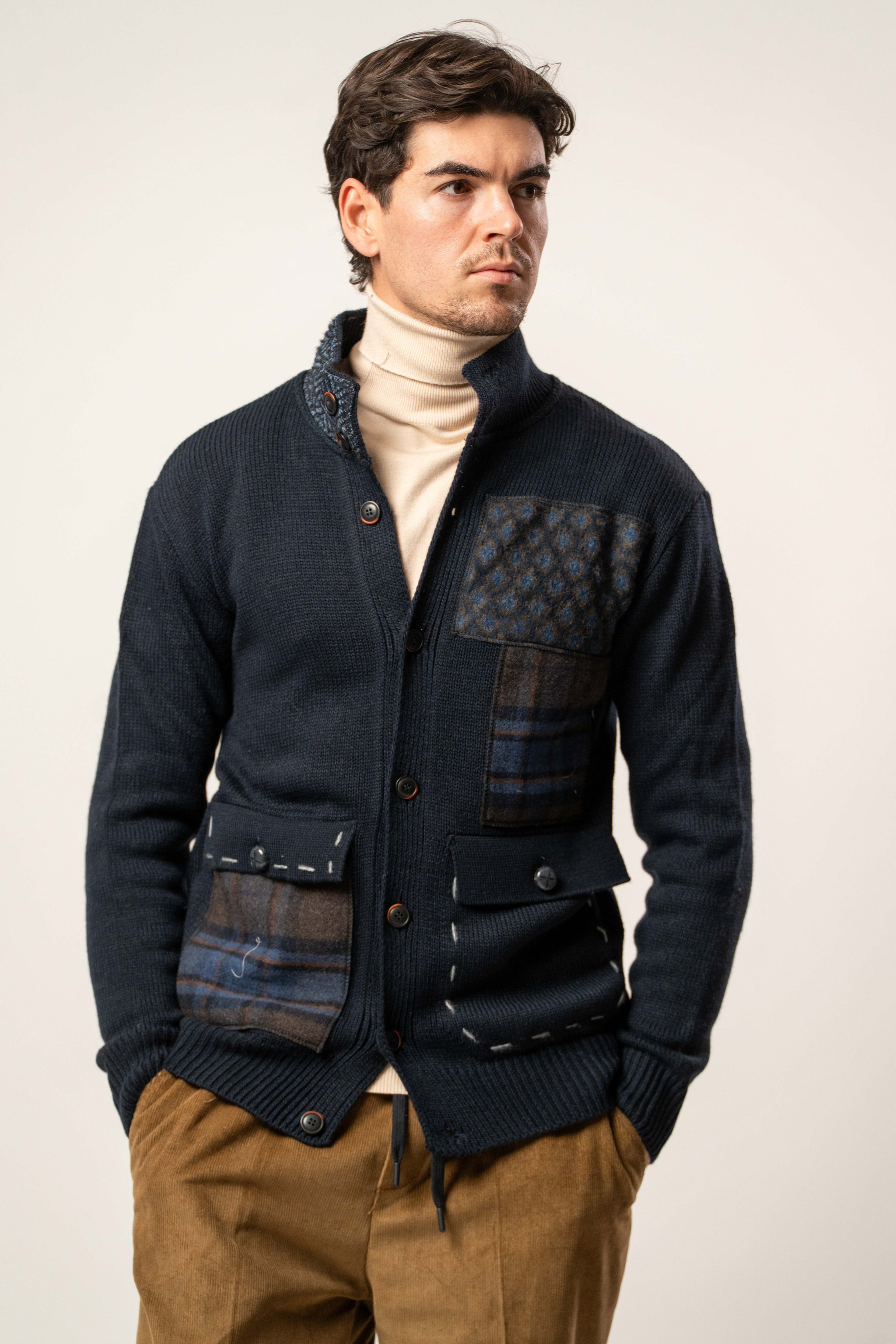 Cardigan con Inserti a contrasto