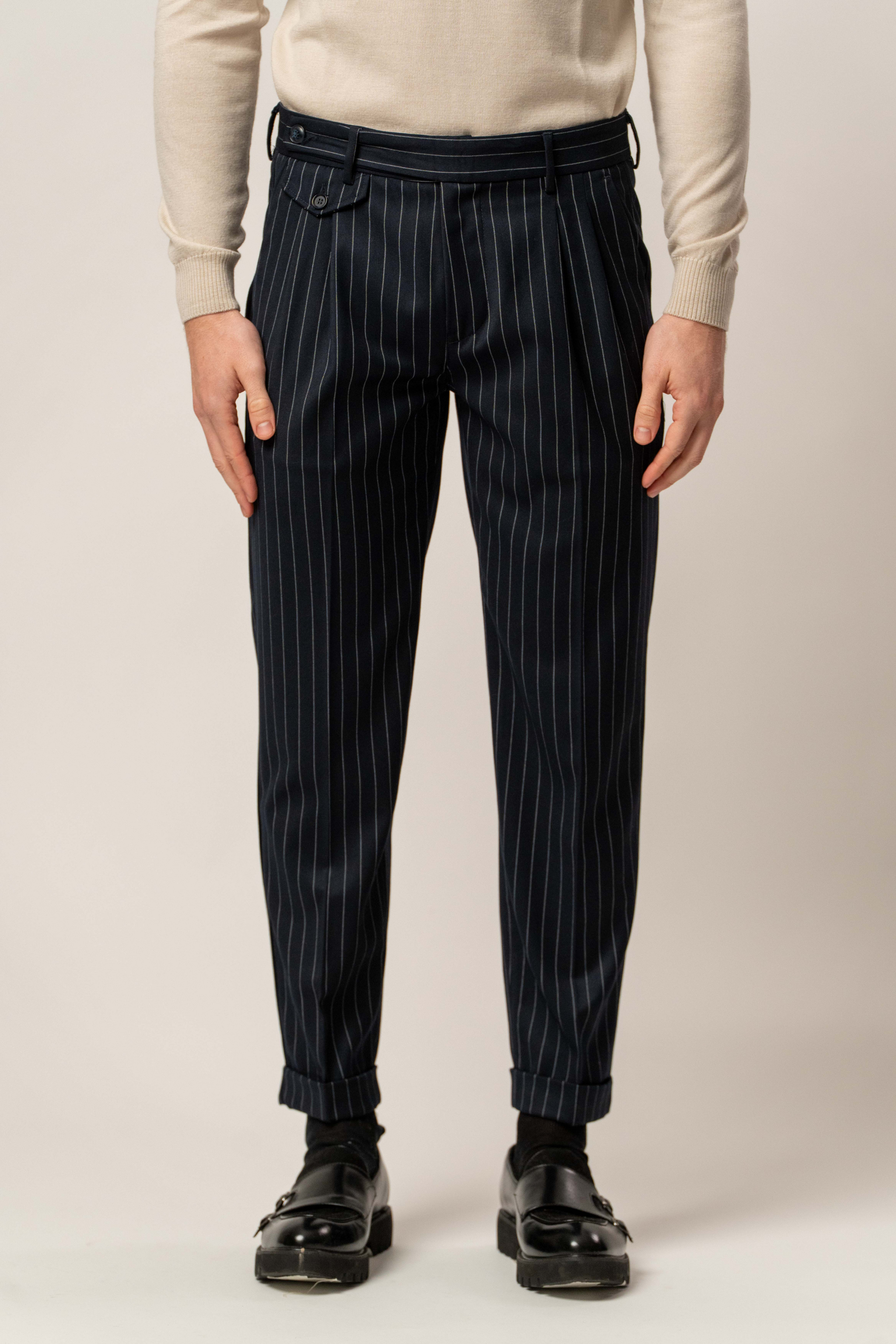 Pantalone Capri con pence – Karl Mommoo