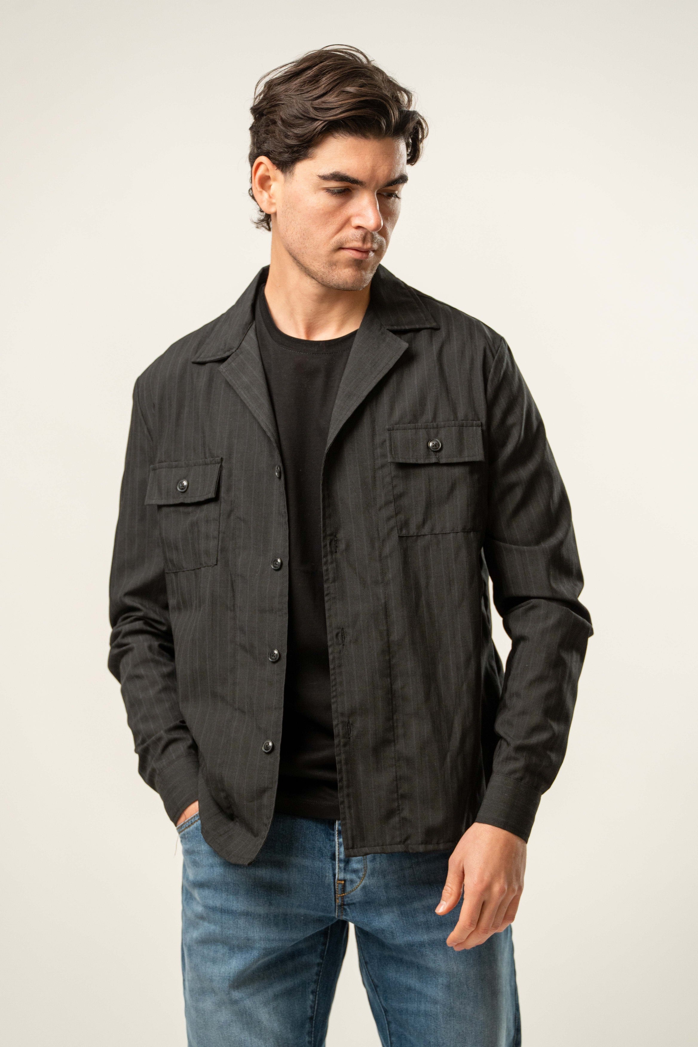 Giacca uomo in tessuto gessato nero modello casual