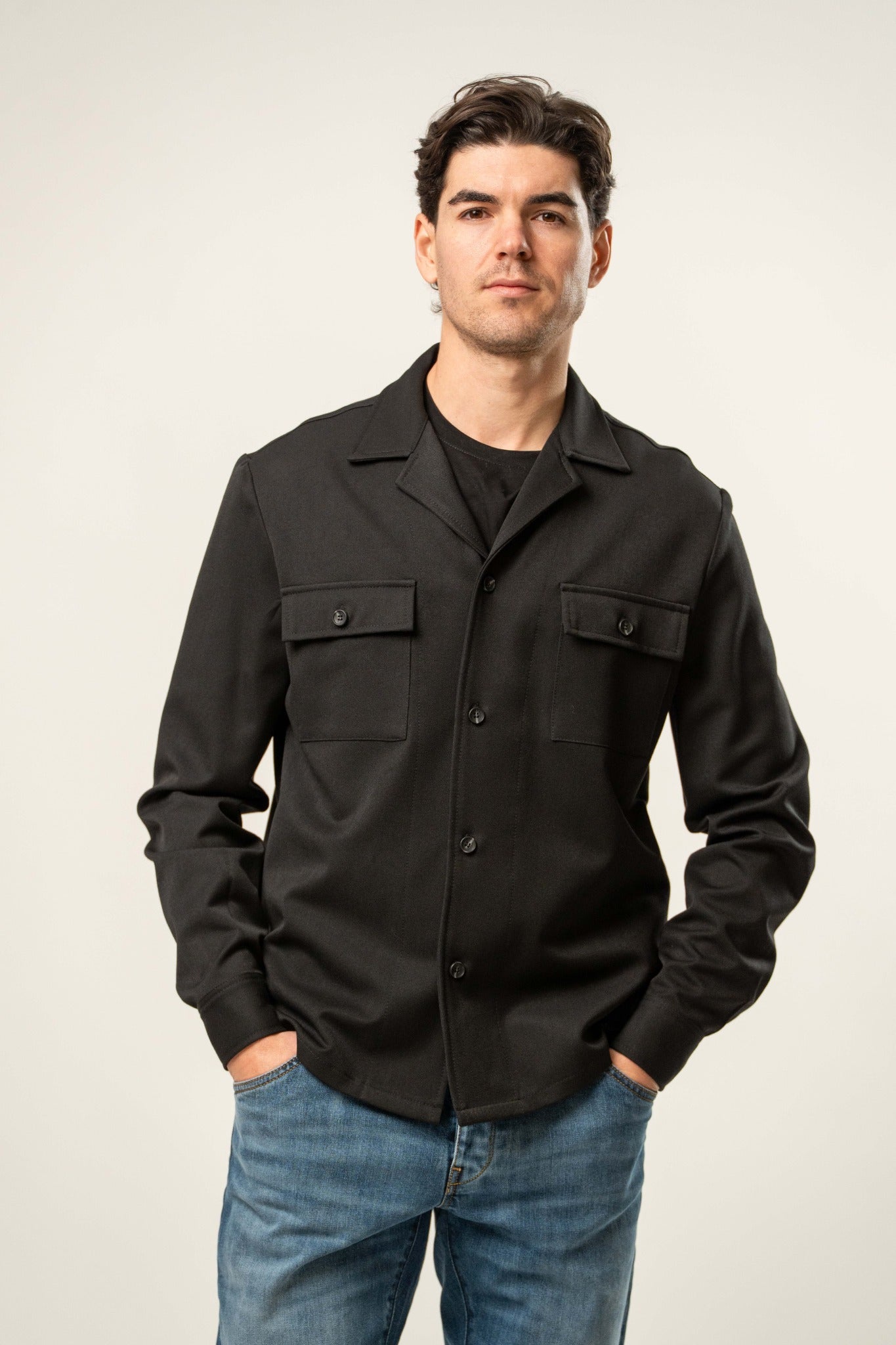 Giacca camicia uomo nera tinta unita