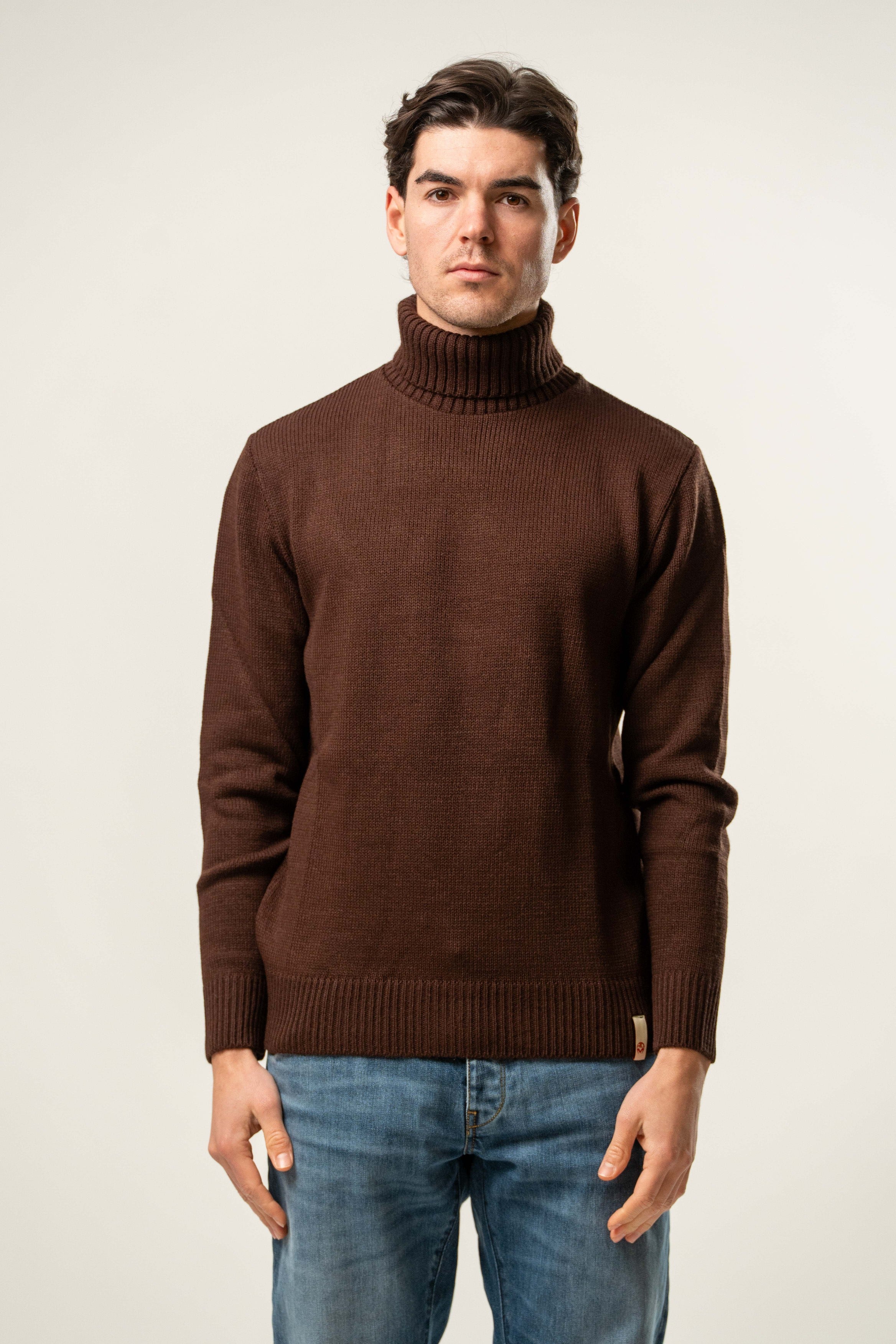 Maglia uomo dolcevita in maglia marrone