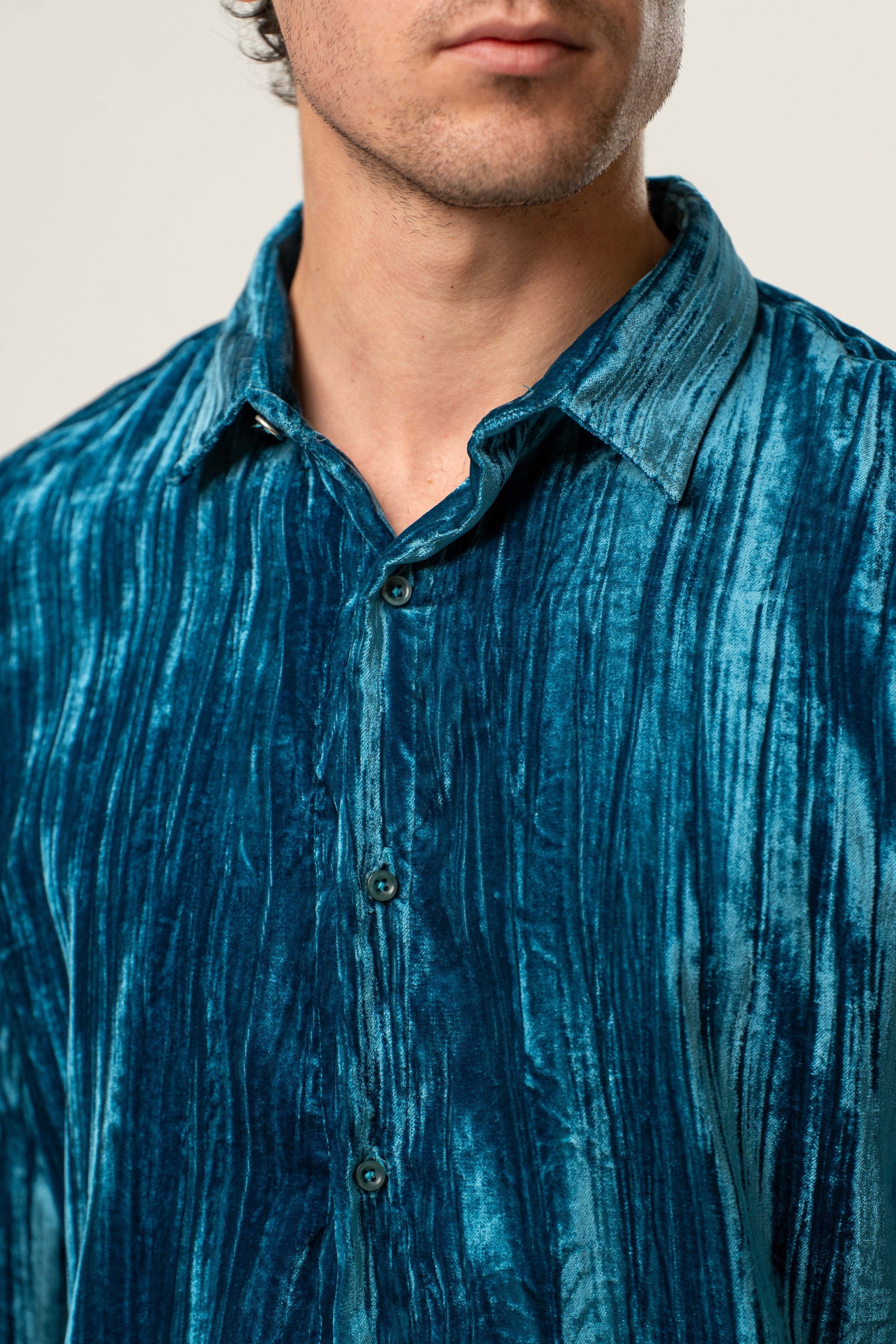 Camicia uomo in velluto azzurro petrolio