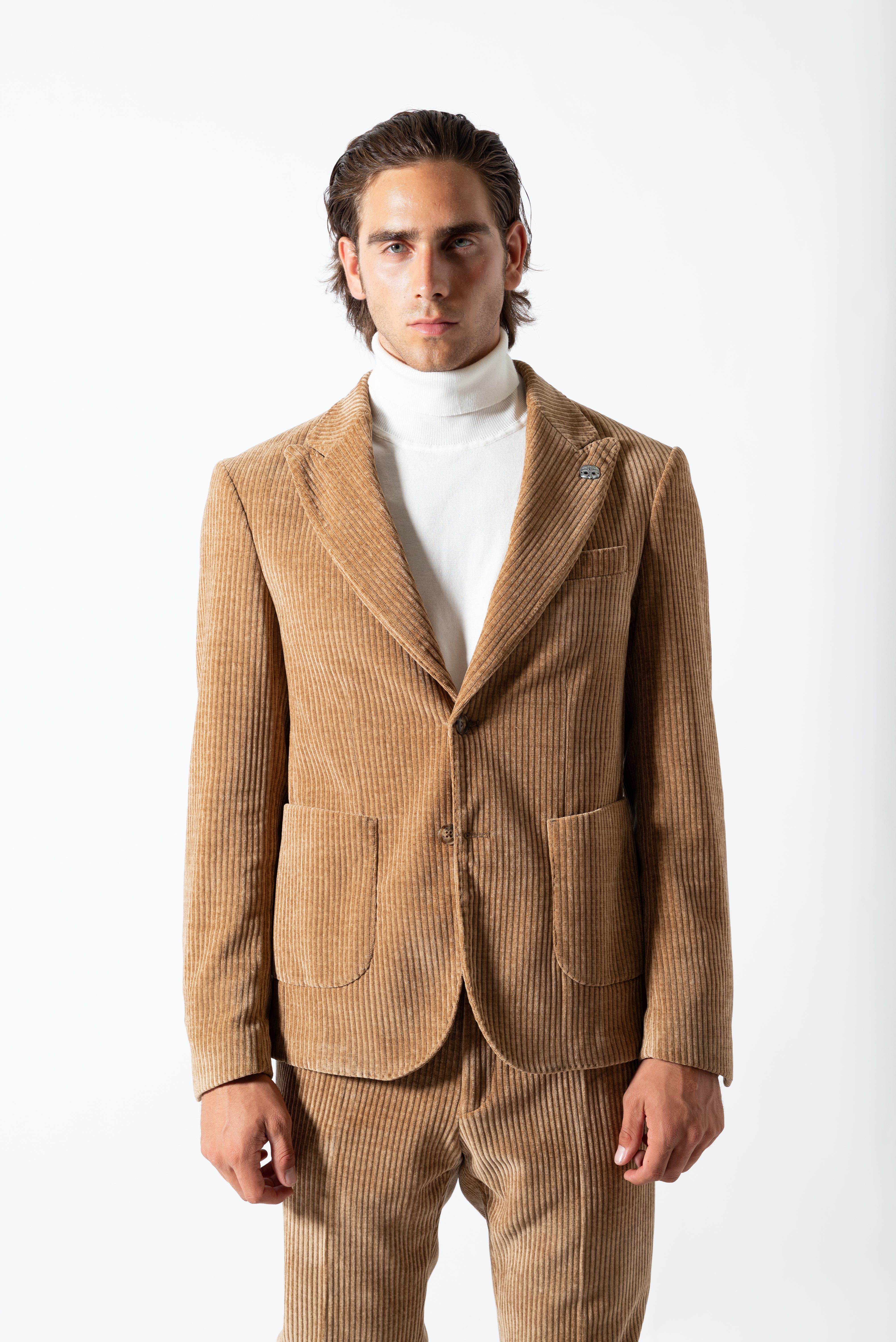 Abito in velluto CAMMELLO – Karl Mommoo