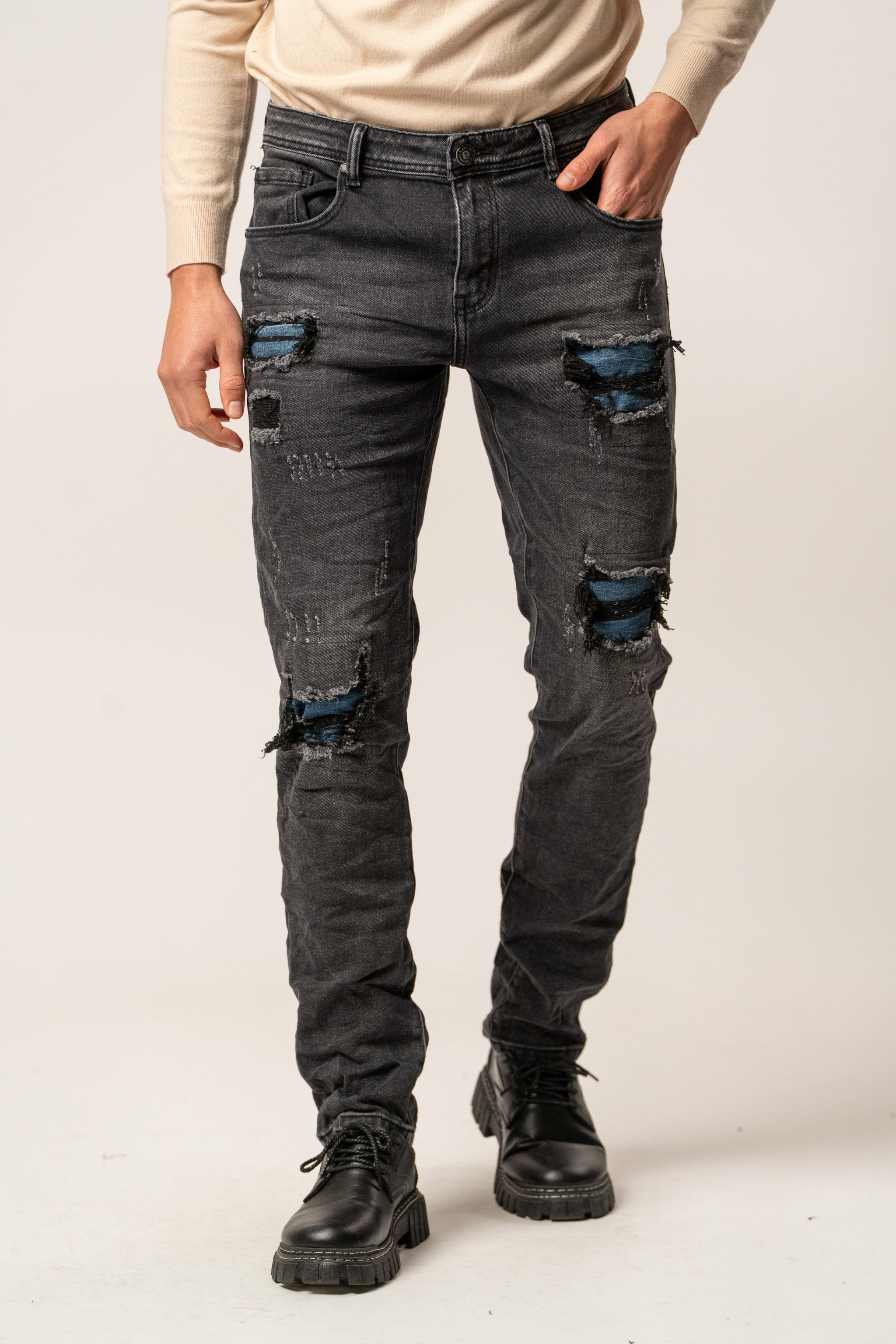 Jeans Black Denim con Toppe