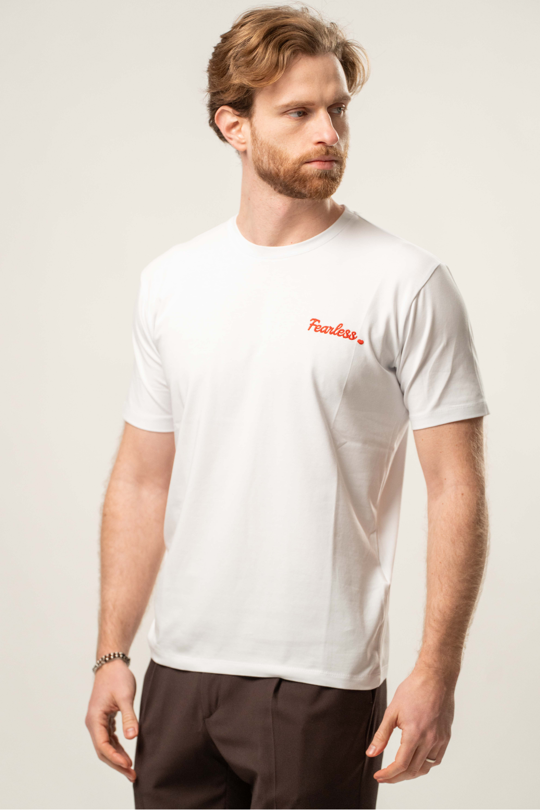 T-shirt ricamo Fearless