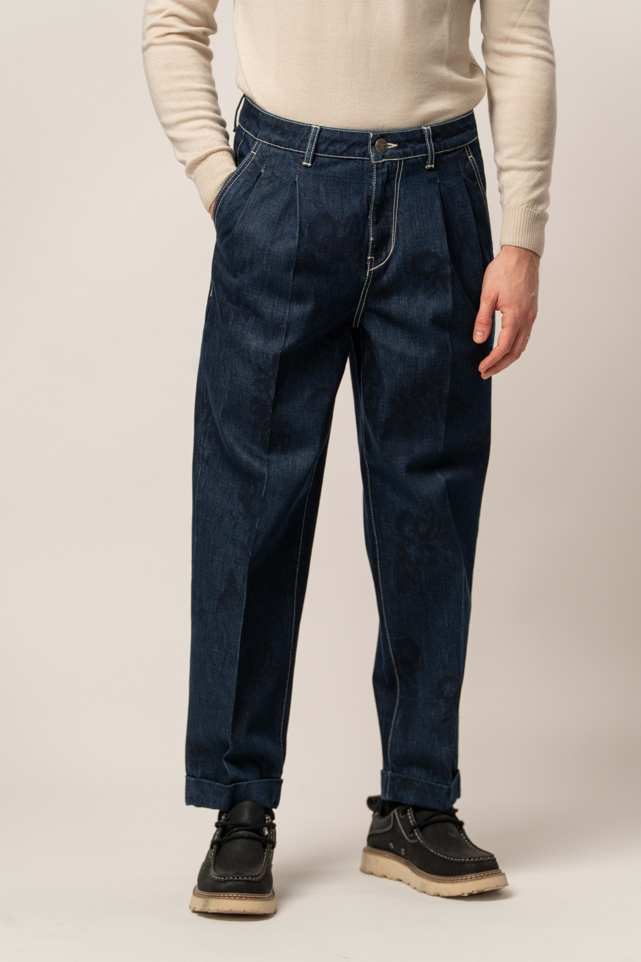 Jeans giapponese largo con pencie con cuciture bianche
