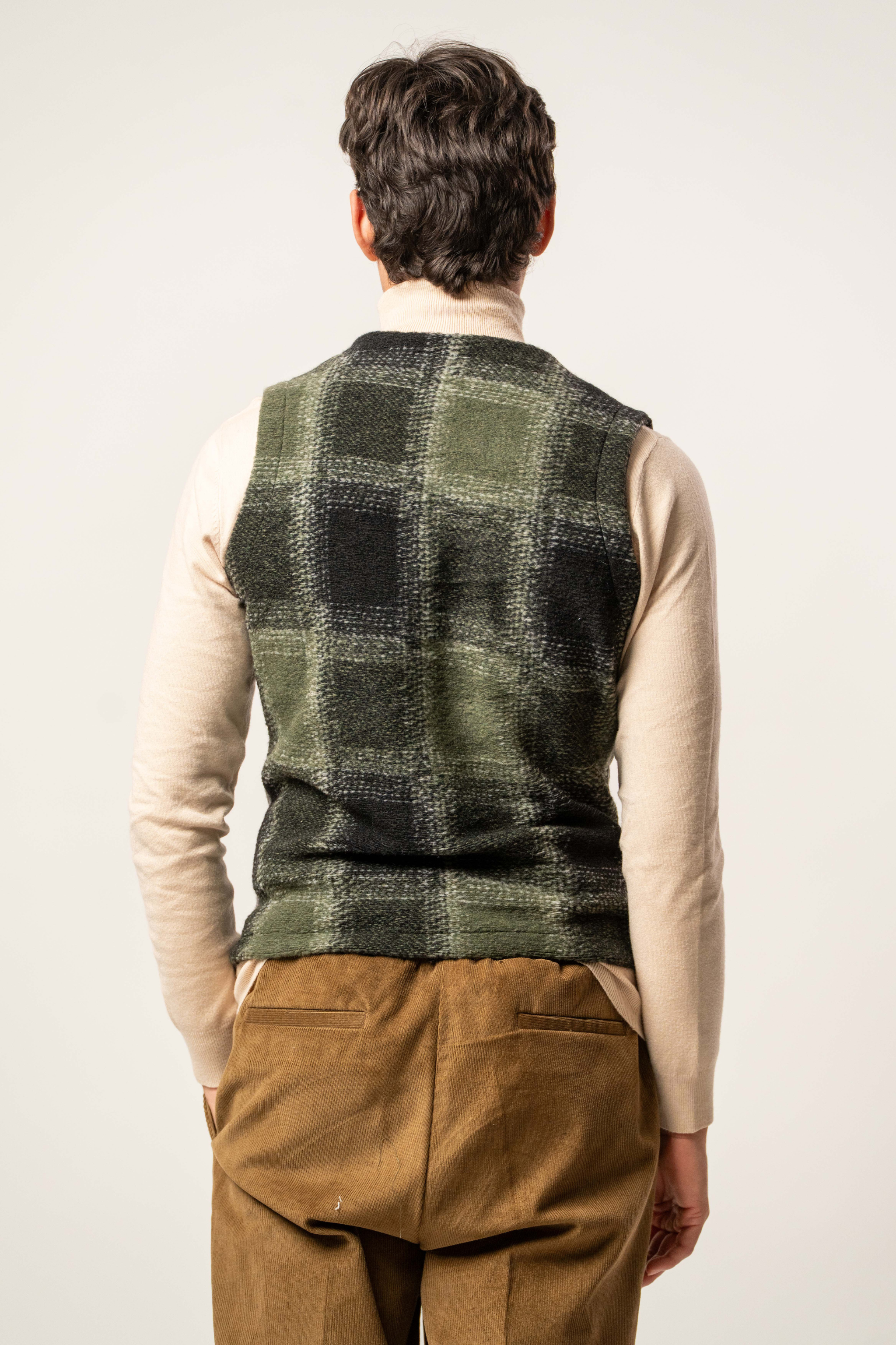 Gilet con inserti in lana