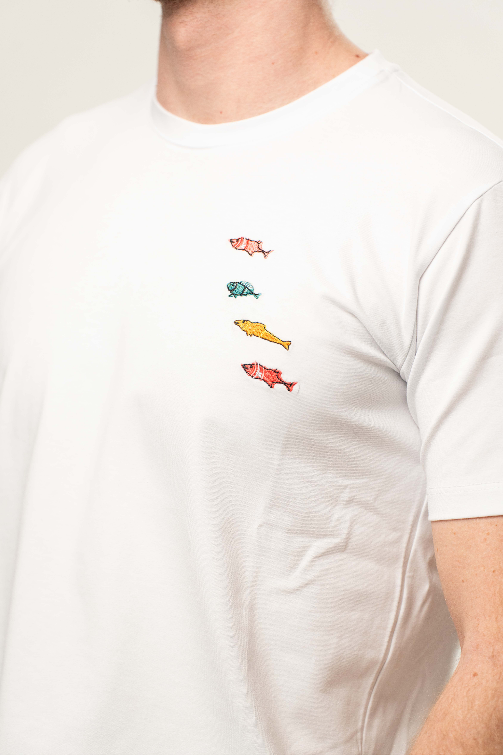 T-shirt ricamo pesci