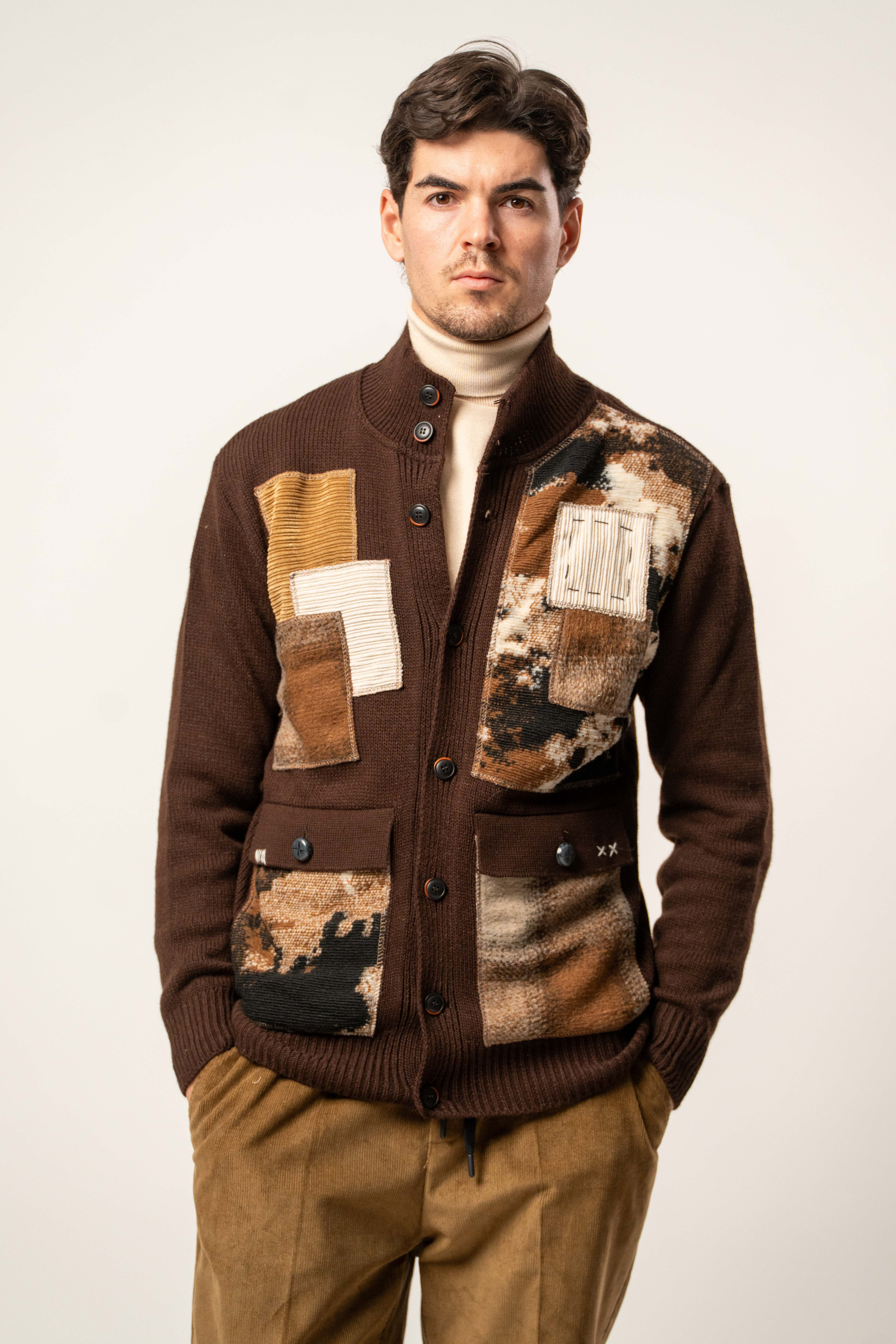 Cardigan con Inserti a contrasto