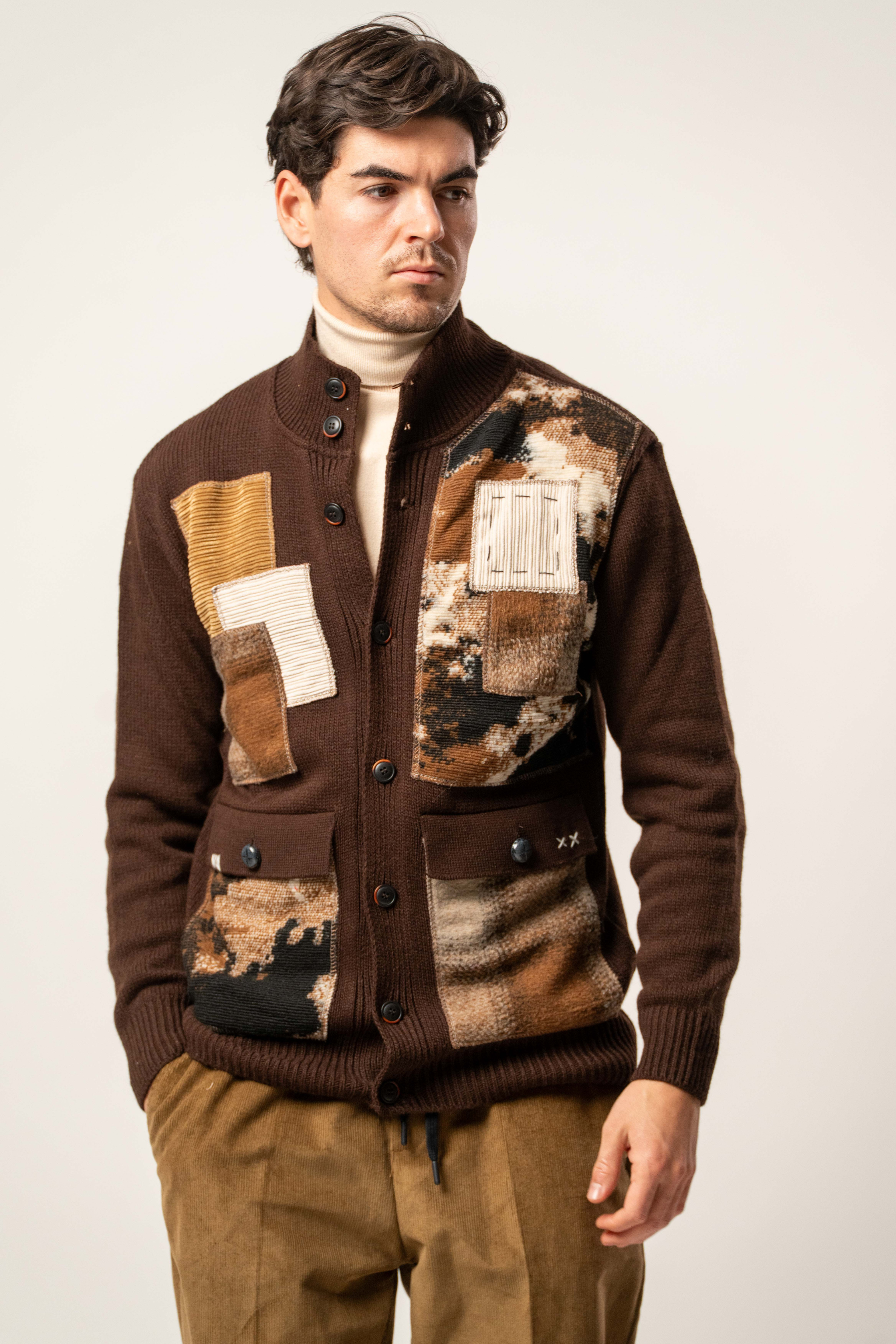 Cardigan con Inserti a contrasto