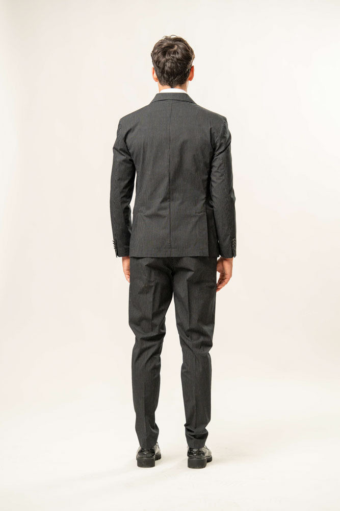 Abito Uomo – Vestibilità slim - rigato nero