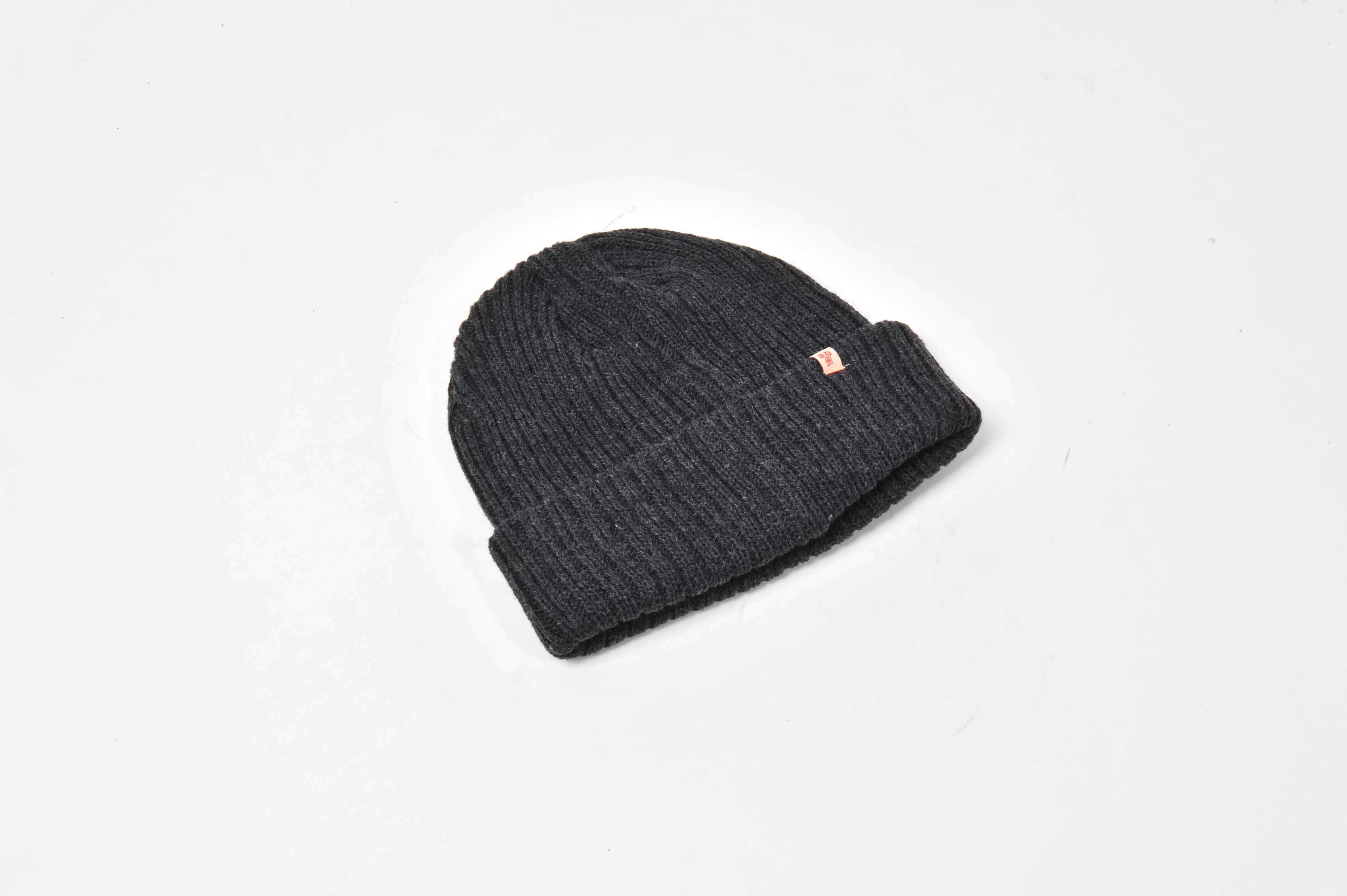 Short beanie cap