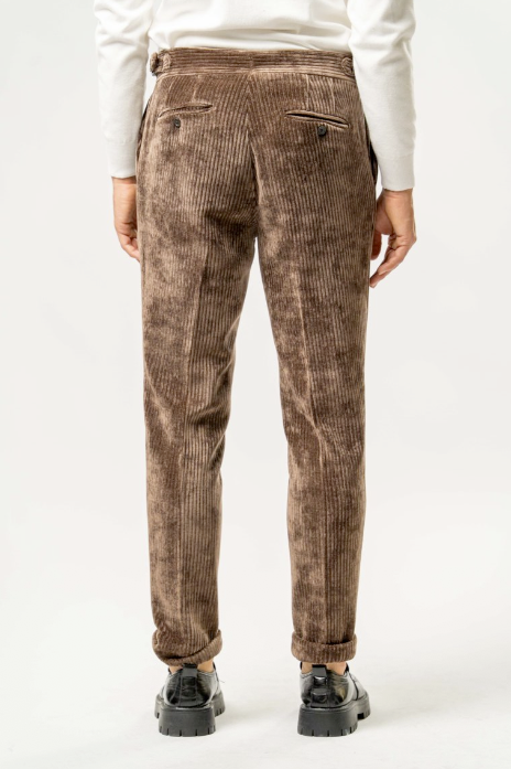 Pantalone Uomo in Velluto a Coste Larghe – Marrone