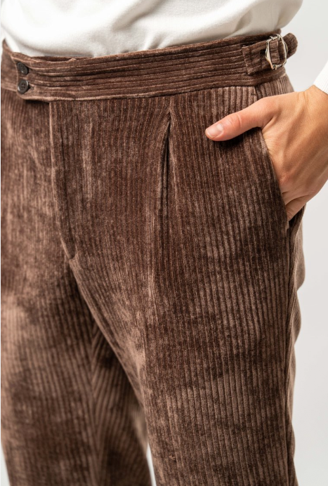 Pantalone Uomo in Velluto a Coste Larghe – Marrone