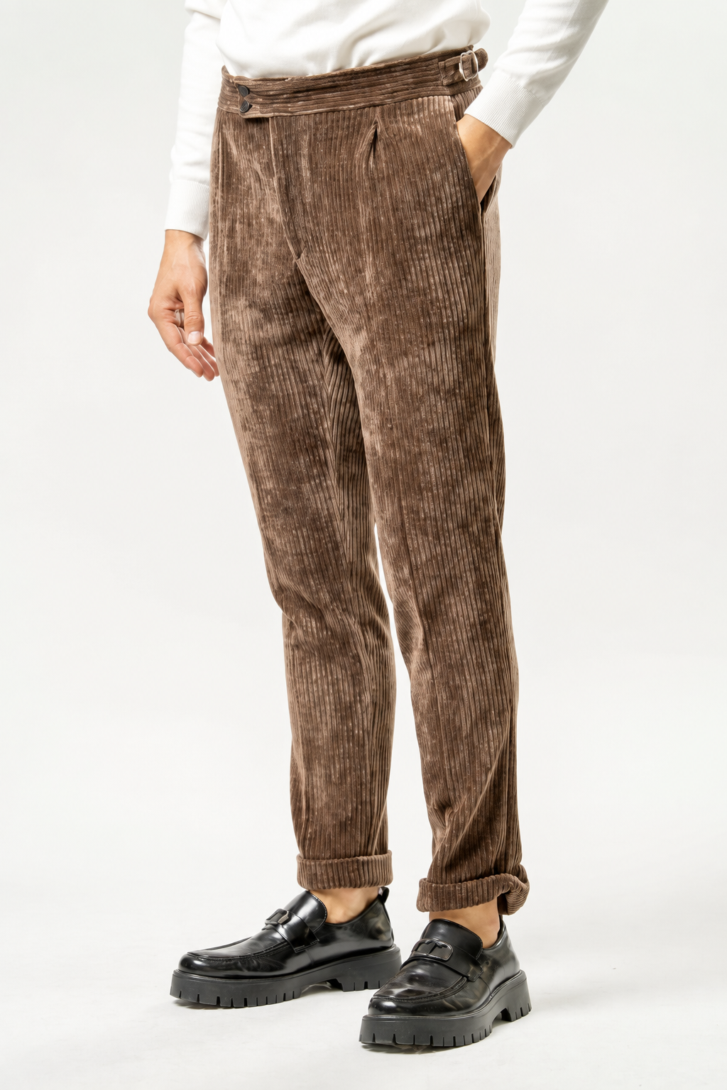 Pantalone Uomo in Velluto a Coste Larghe – Marrone